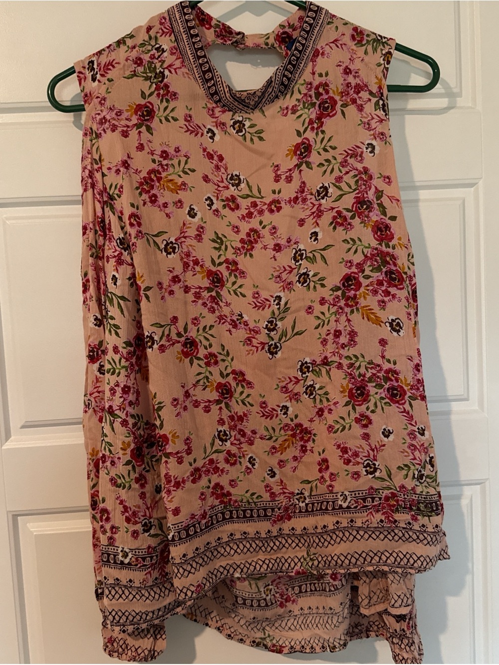 Blue Rain Sleeveless Floral Blouse in Blush and Pink